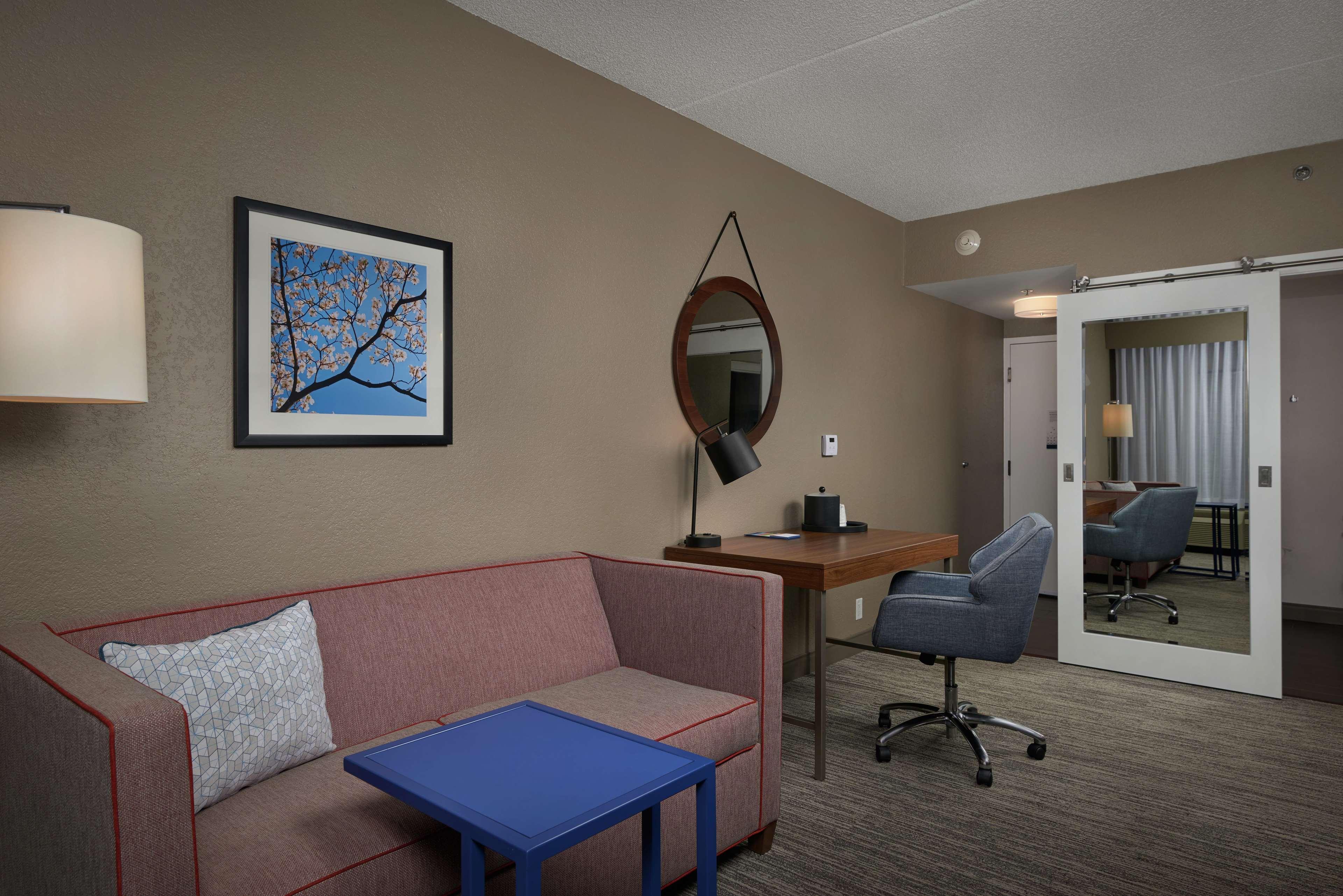 Hampton Inn Hanover Bagian luar foto