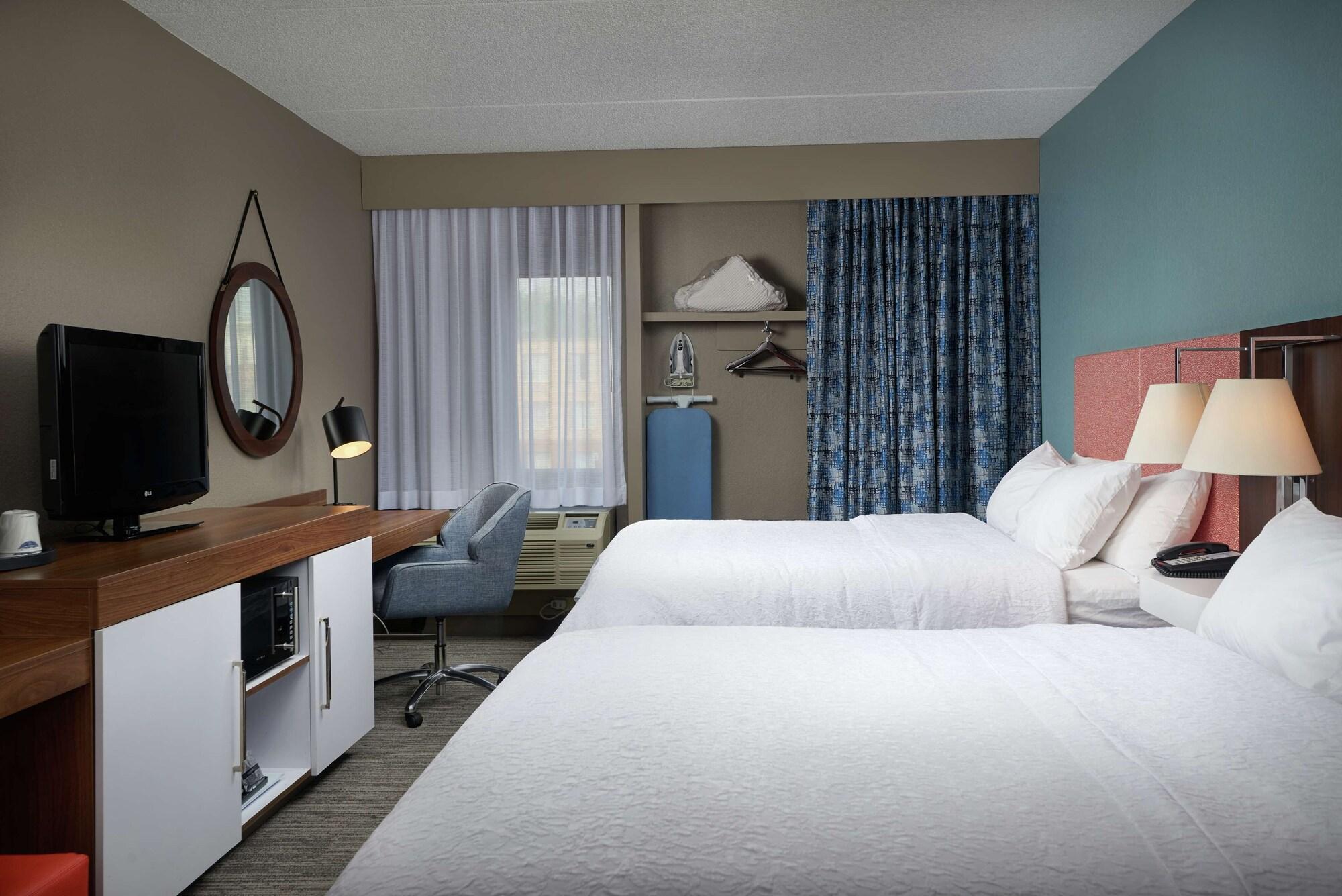 Hampton Inn Hanover Bagian luar foto