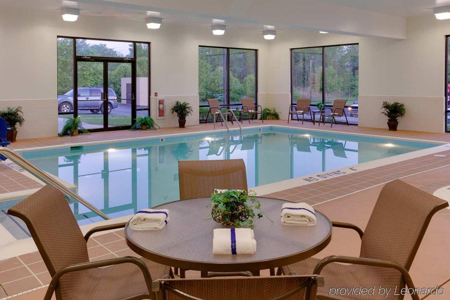 Hampton Inn Hanover Bagian luar foto