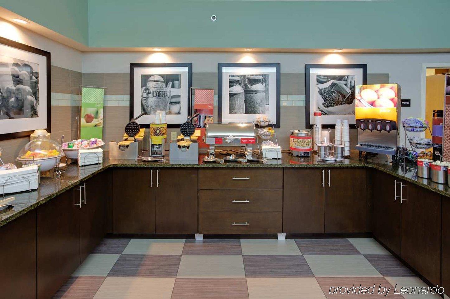 Hampton Inn Hanover Bagian luar foto