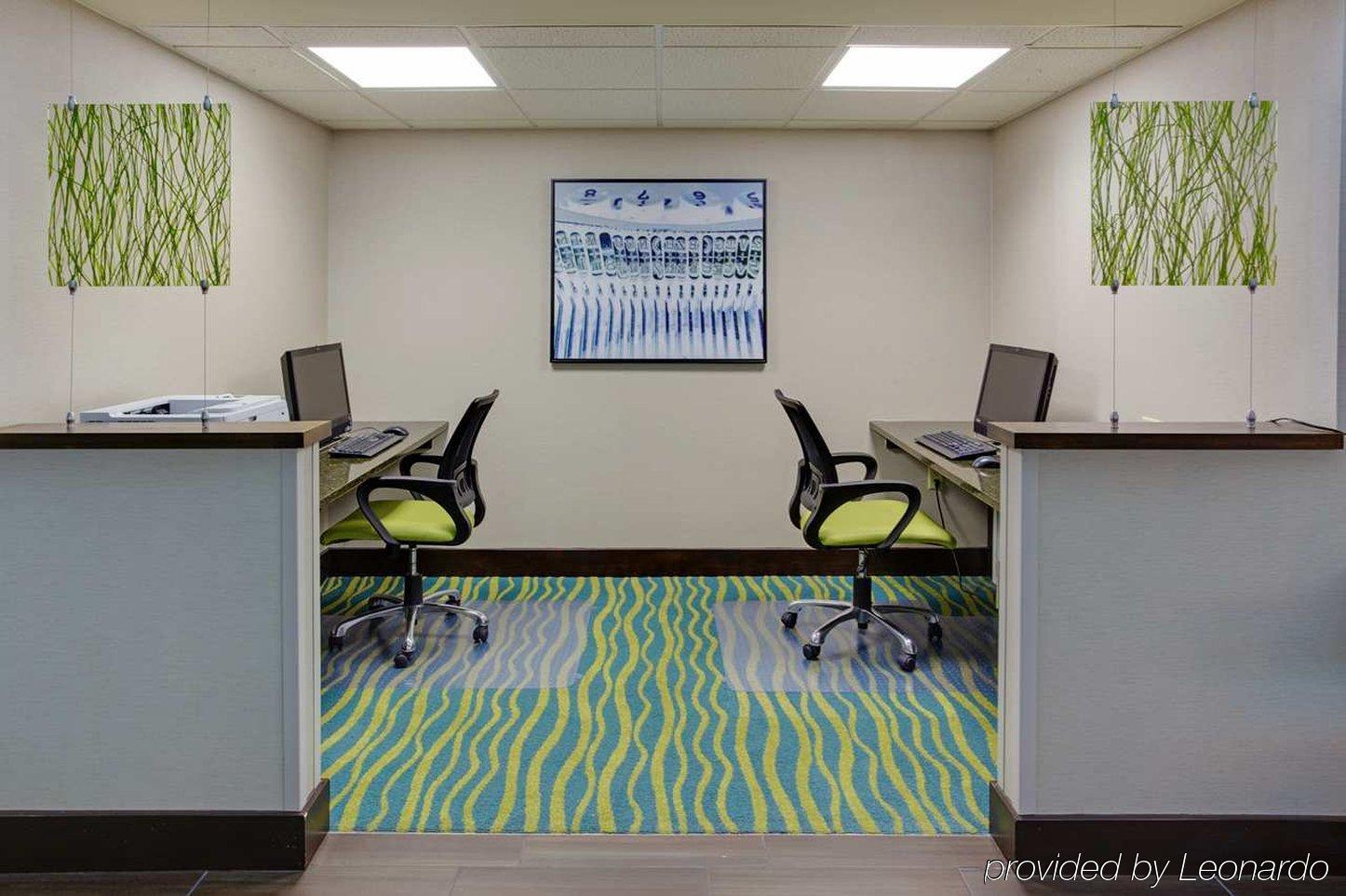Hampton Inn Hanover Bagian luar foto